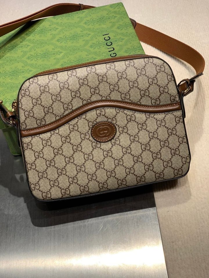 (국내발송) GC 구찌 레트로 엠버시드 메신저