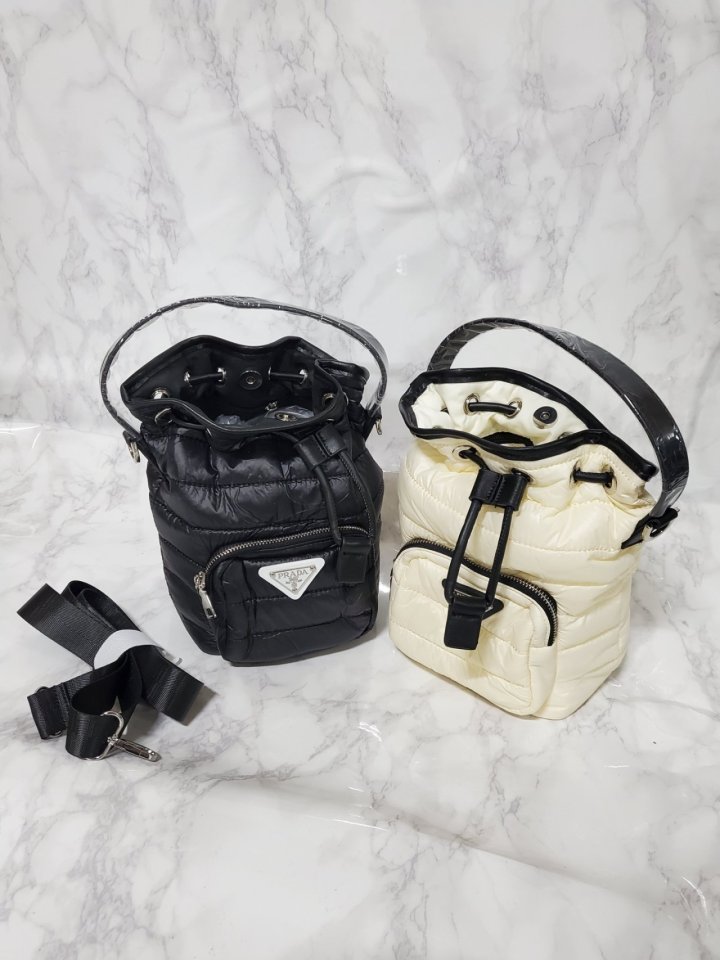 (국내발송) PD 프라다 스트링 토드&크로스백