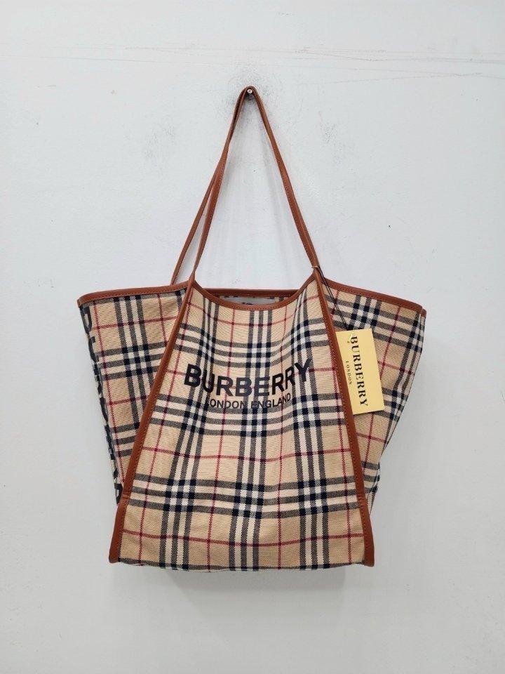 (국내발송) BB 버버리 숄더백