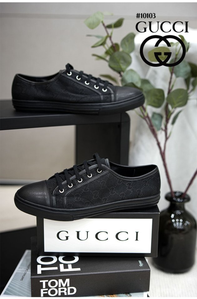 (국내발송) GC 구찌 맨즈 블랙 GG캔버스 패브릭 스니커즈