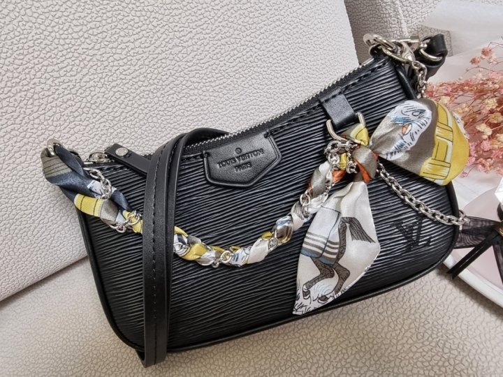 (국내발송) LV 루이비통 에삐 가방