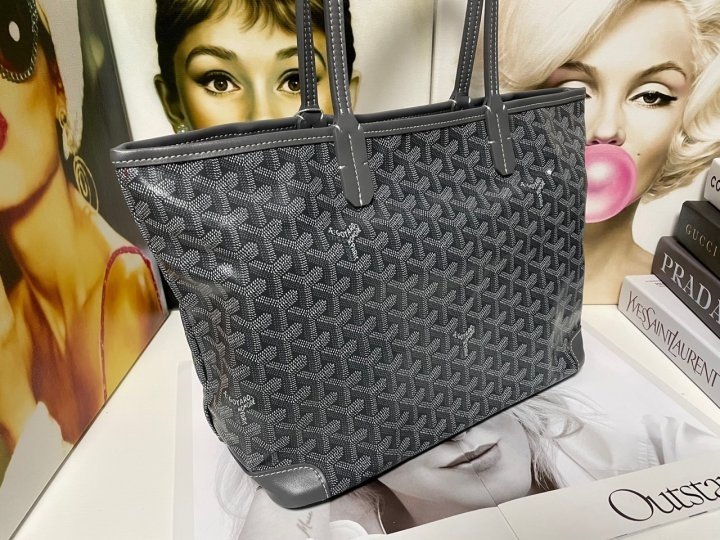 (국내발송) GY 고야드 아르투아 PM