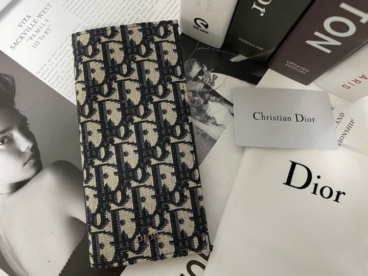 (국내발송) DO 디올 버티컬 장지갑