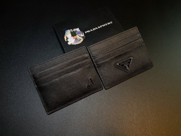 (국내발송) PD 프라다 카드지갑 223