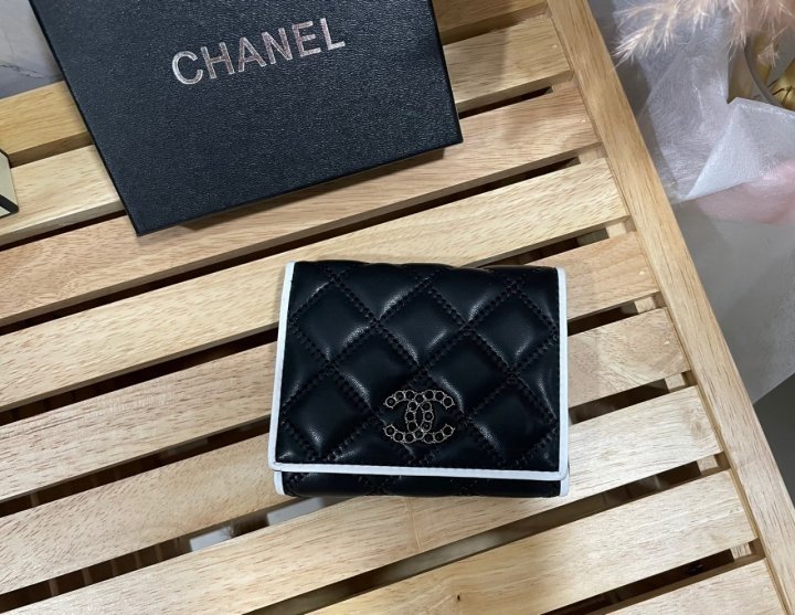 (국내발송) CN 샤넬 3단 반지갑