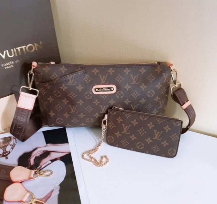 (국내발송) LV 루이비통 입술 뒷지퍼 포켓 바나나 set