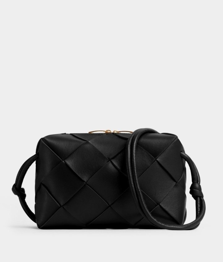 (국내발송) BT 보테가베네타 카세트 크로스