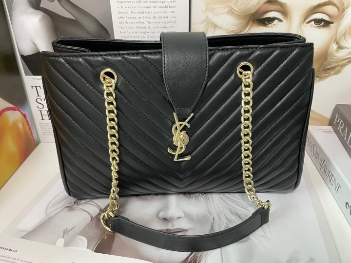 (국내발송) YS 입생로랑 모노그램 쉐브론 3종