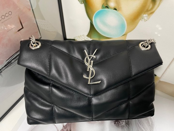 (국내발송) YS 입생로랑 루루 푸퍼백 은장 스몰