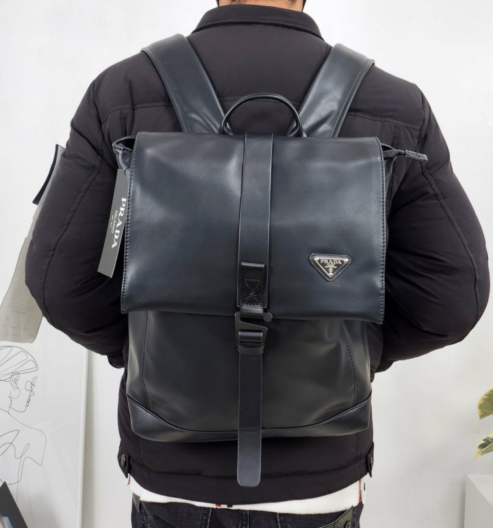 (국내발송) PD 프라다 에이든 버클 백팩 [고급]