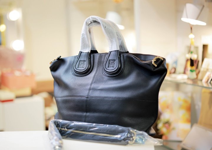 (국내발송) GV 지방시 나이팅게일 라지