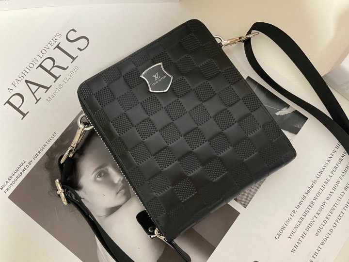 (국내발송) LV 루이비통 미니 크로스 백