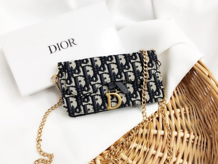 (국내발송) DO 디올 자가드 체인 케이스