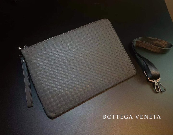 (국내발송) BT 보테가베네타 클러치 크로스백