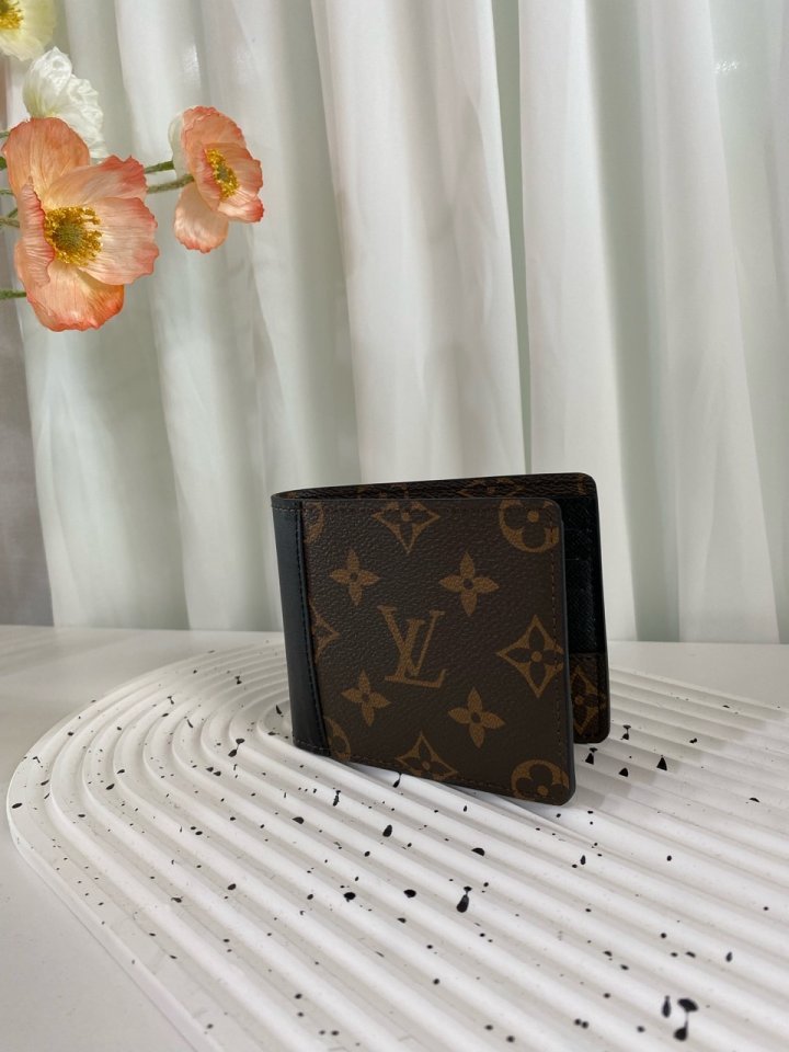 (국내발송) LV 루이비통 마카사르 반지갑