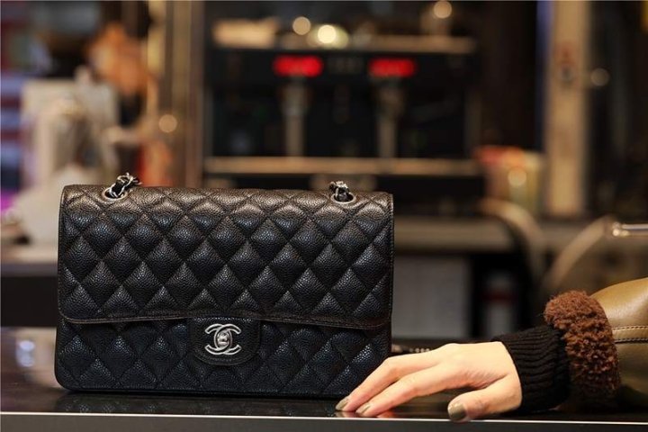 (국내발송) CN 샤넬 플랩백 (은장)