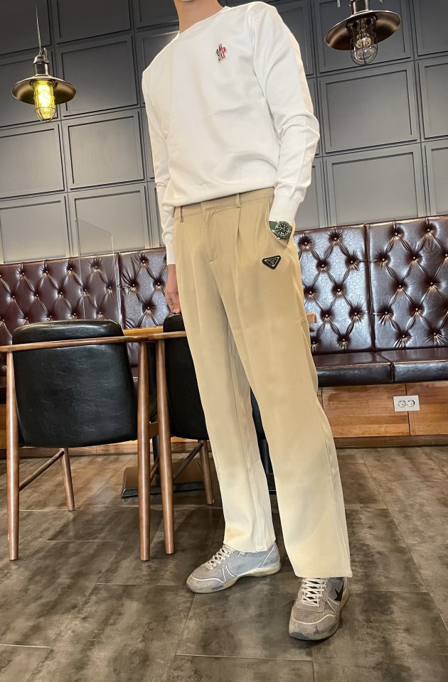 (국내발송) PD 프라다 triangle 플래이트 365 fit 와이드 릴렉스 밴딩 스판 팬츠