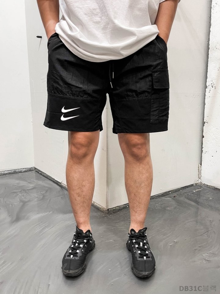 (국내발송) NK 나이키 메탈 반바지