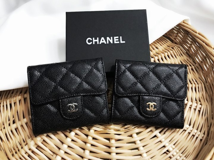 (국내발송) CN 샤넬 캐비어 3단 반지갑