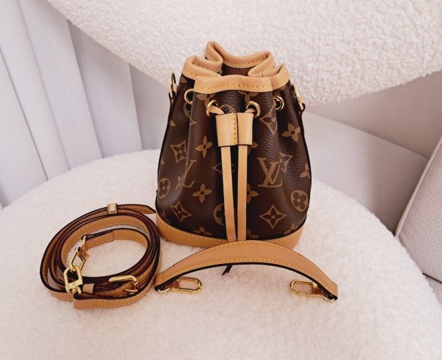 (국내) LV 루이비통 뉴 나노 노에