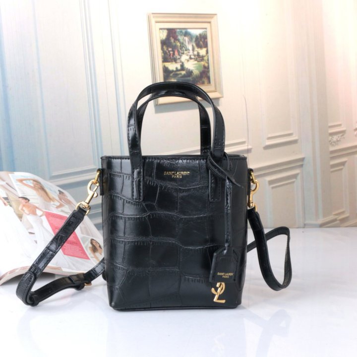 YS 생 로랑 크로커다일 토이미니쇼퍼백