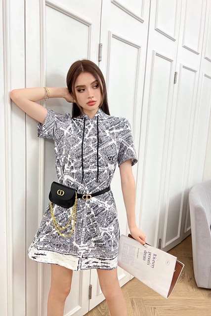 DO 디올 후드미니가방 원피스