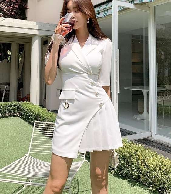 DO 디올 화이트 원피스