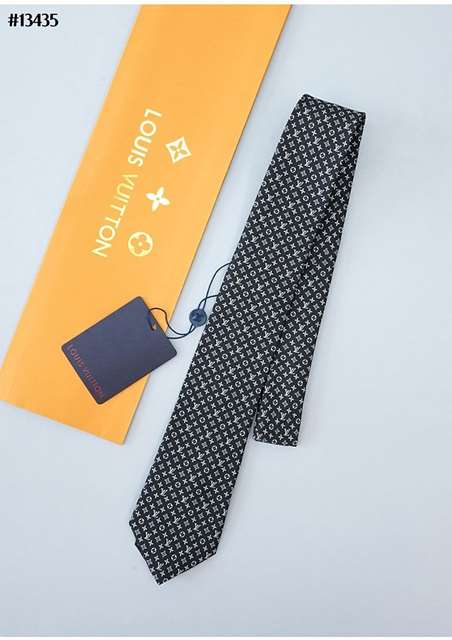 LV 루이비통 모노그램 클래식 넥타이