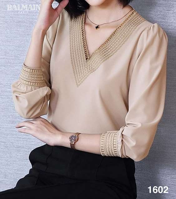 BM 발망 브이 블라우스