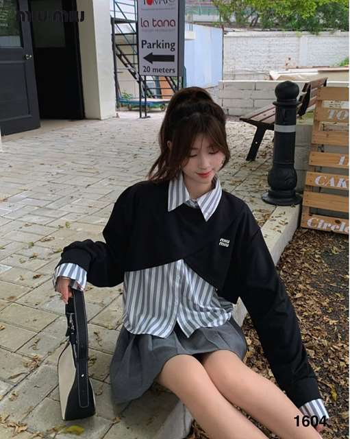 MU 미우미우 크래머 블라우스