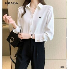 PD 프라다 브이 카라 블라우스
