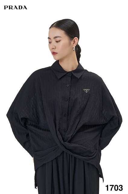 PD 프라다 꼬임 카라 블라우스