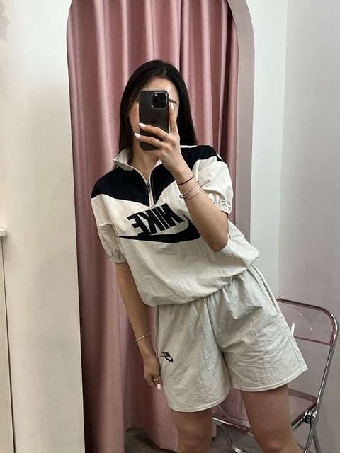 NK 나이키 브이배색 반팔 아노락세트