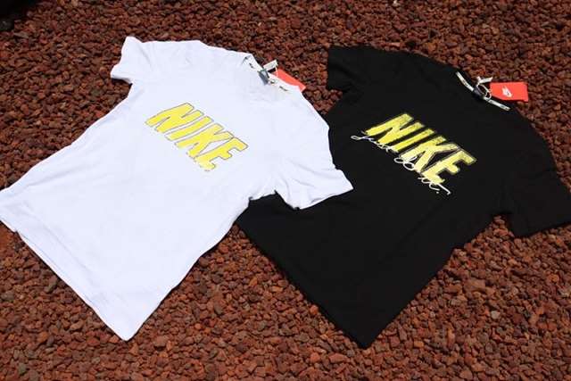 NK 나이키 아트그래픽 로고 반팔티