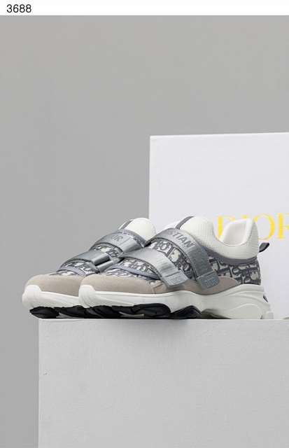 DO 디올 D-WANDER 스니커즈