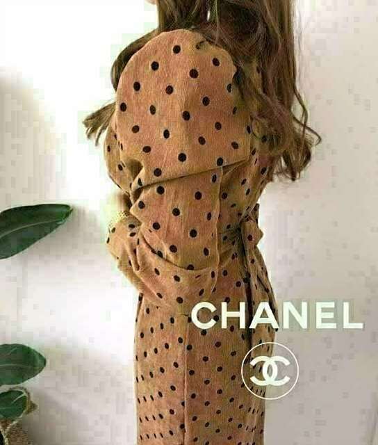 CN 샤넬 땡땡이 얇은골덴원피스