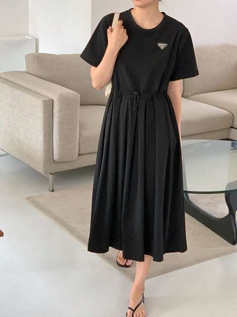 PD 프라다 반팔 스트링 원피스