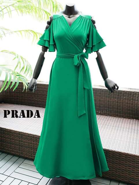PD 프라다 어깨트임나팔소매랩원피스