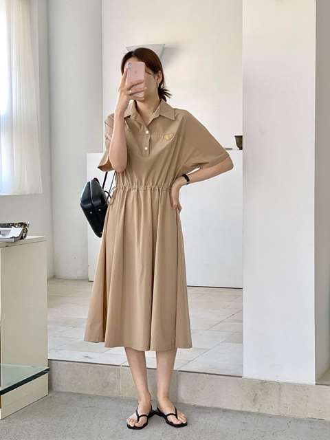 PD 프라다 카라 반팔 원피스