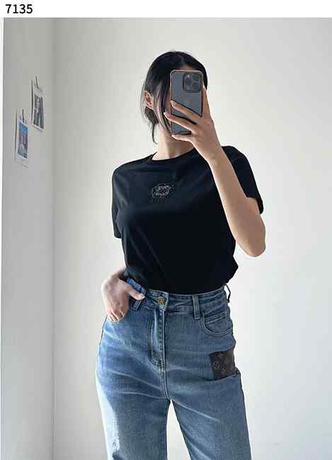 CN 샤넬 플라워 라운드 반팔티셔츠