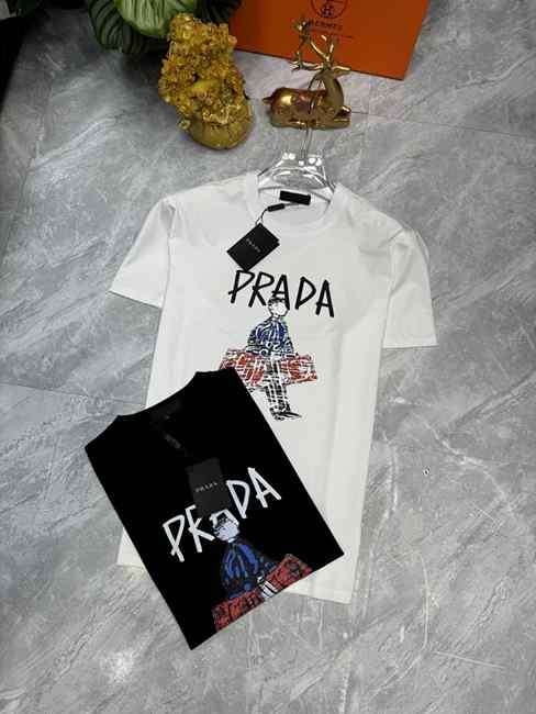 PD 프라다 휴먼로고 반팔티