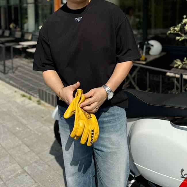 PD 프라다 플레이트 코튼 반팔