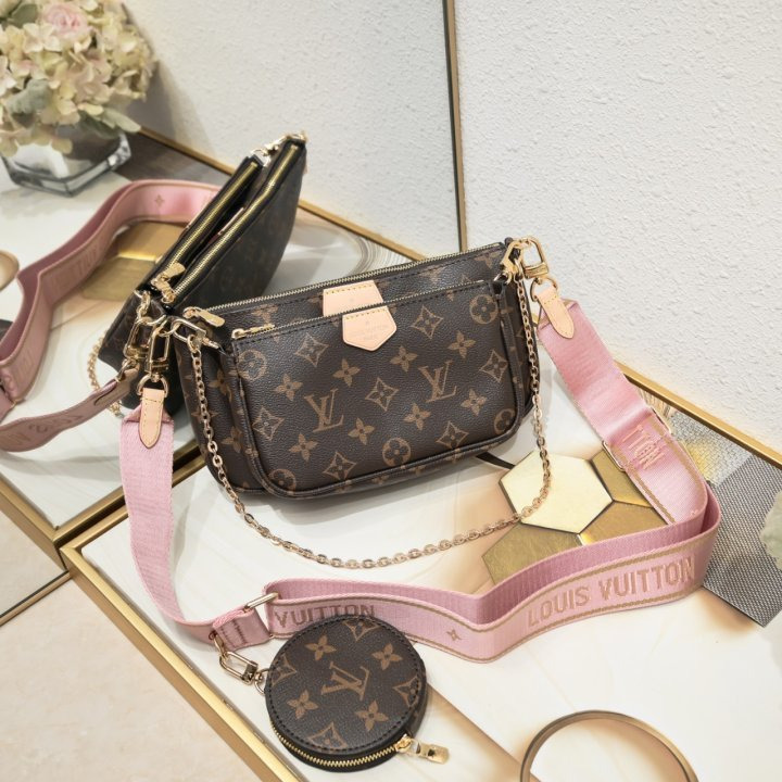 LV 루이비통 멀티 포쉐트 악세수아