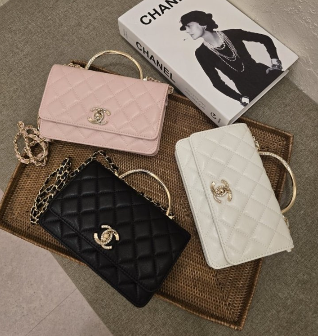 CN 샤넬 탑핸들 램스킨 미니 큐빅 체인 크로스백 