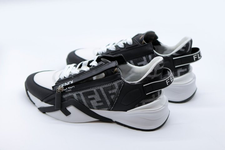FD 펜디 플로우 스니커즈 