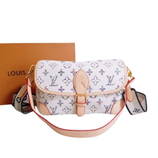 LV 루이비통 [ 고급 ] 24SS 멀티 다이앤 숄더백