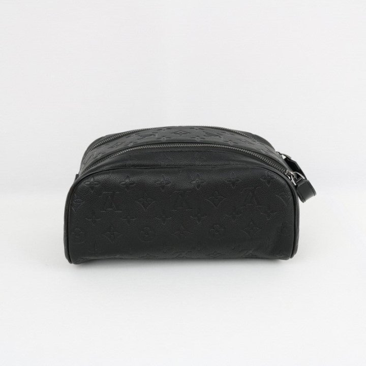 LV 루이비통 돕 키트 토일렛 파우치