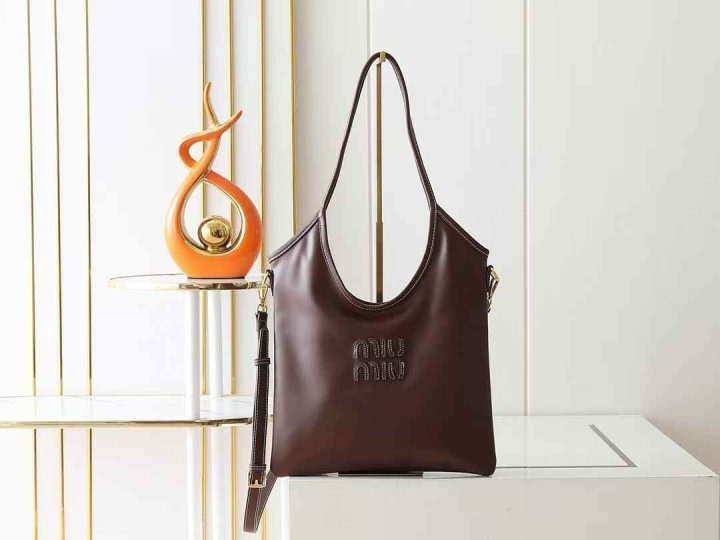 MU 미우미우 아이비 