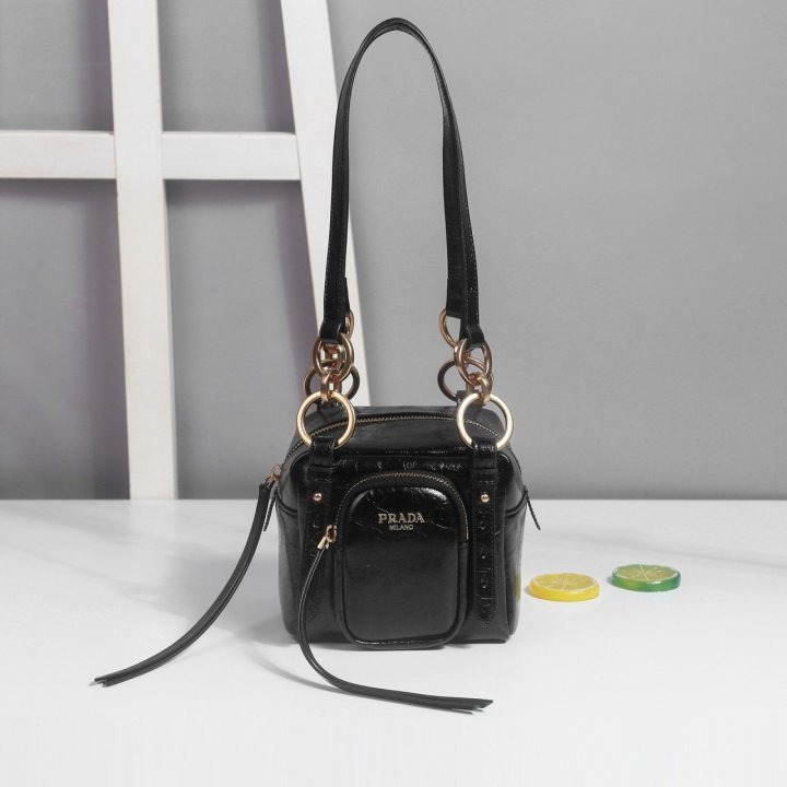 PD 프라다 미니 토트백 