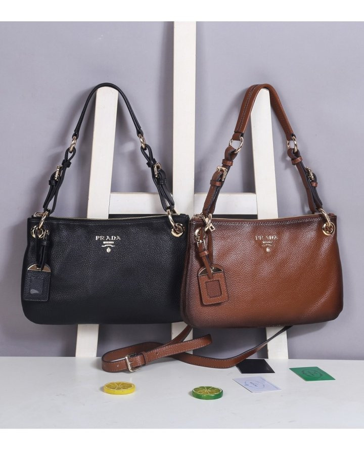 PD 프라다 트윈 크로스 